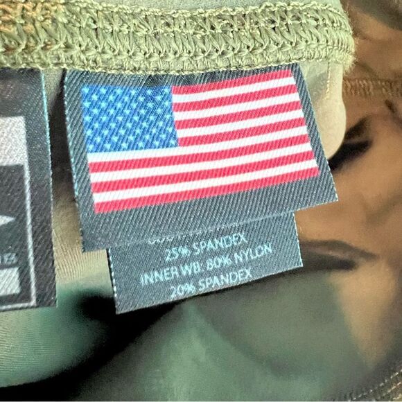 GORUCK cross fit cropped leggings made in the USA - Picture 5 of 7